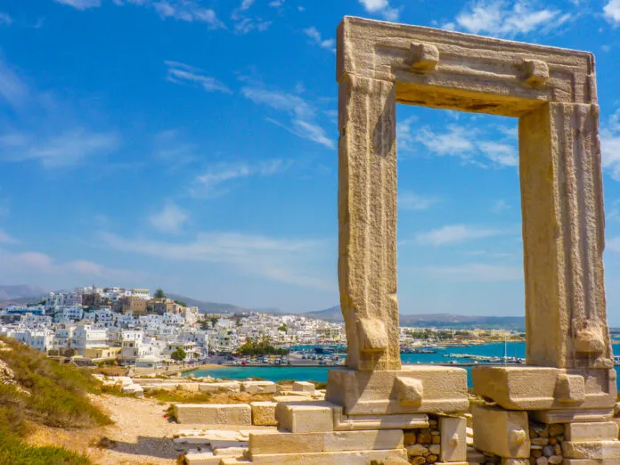 naxos-portara